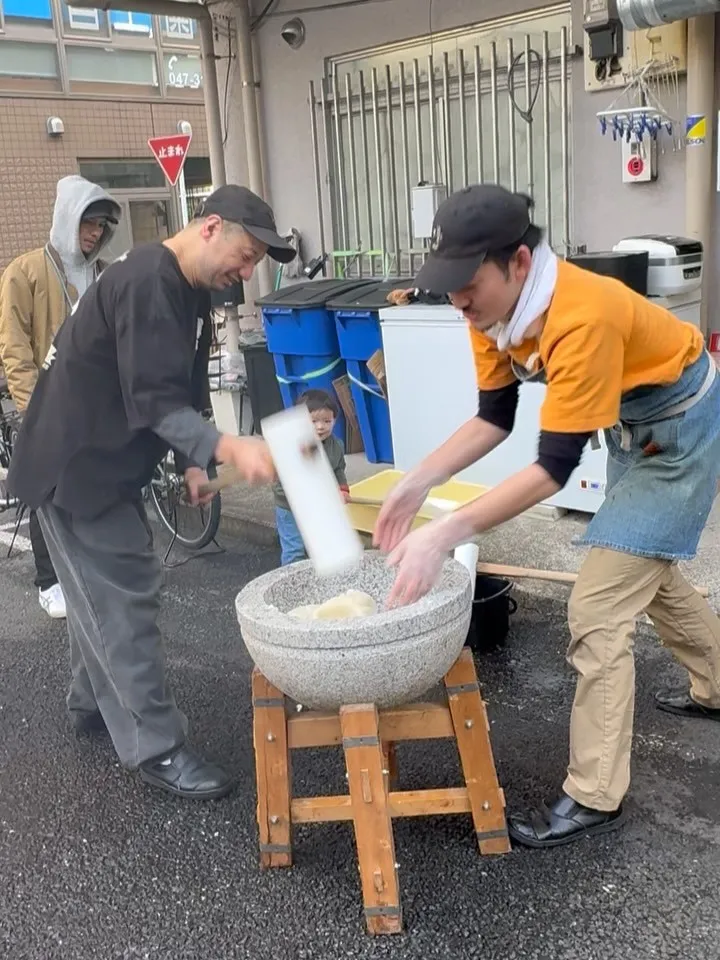 先日の餅つき大会にご参加頂きましたお客様、スタッフの皆さん、...